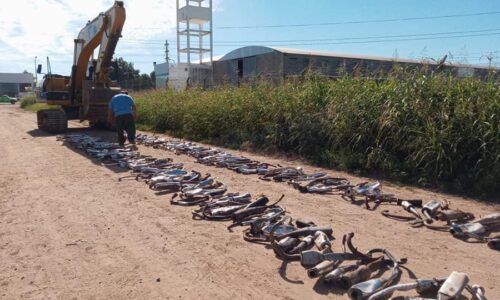 Destruyen unos 200 caños de escape secuestrados en Venado Tuerto