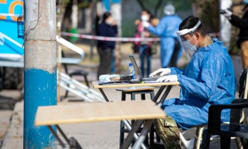 Confirmaron 122 muertes y 5.944 nuevos contagios en este sábado
