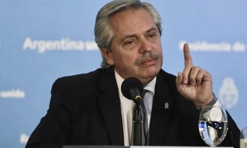 “Si el campo no entiende, voy a subir las retenciones y establecer cupos a la exportación”