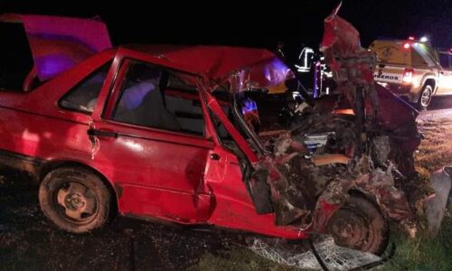 GRAVE ACCIDENTE EN RUTA 33: DOS PERSONAS TRASLADADAS DE URGENCIA AL HOSPITAL