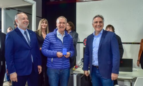 Schiaretti y Llaryora inauguraron un moderno parque industrial que albergará a 48 empresas de la ciudad de Cordoba