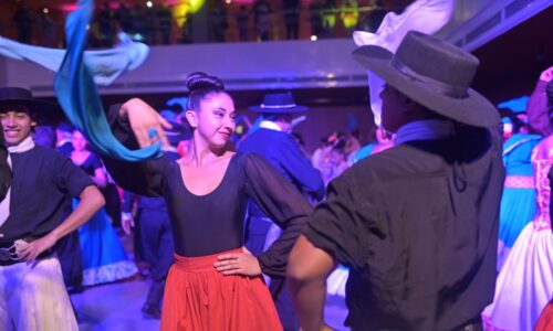 Se lanzó “CórdoBAILA” y abrió su convocatoria a las academias y grupos de danzas folclóricas