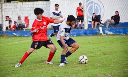 Final apasionante en la Liga Regional: Sporting dio el primer golpe y la definición quedó abierta