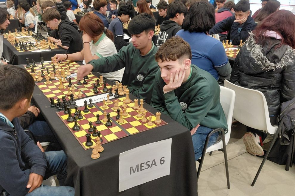 Más de 200 estudiantes de toda la provincia participaron de la final del torneo provincial de ajedrez escolar
