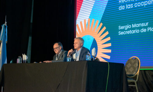 Córdoba destacó el rol de las cooperativas en el desarrollo provincial durante el Congreso de Fecescor